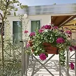 Resort Sira 4*