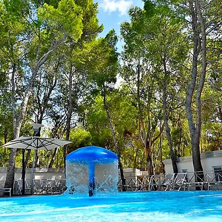 Sira Resort